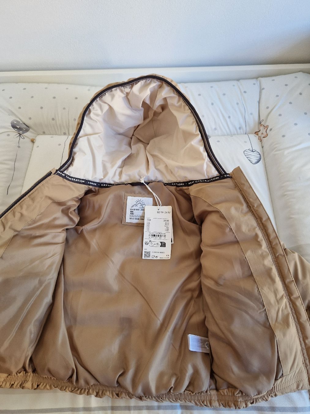 C&A Giacche & Cappotti: Winterjacke Grösse 92 – Nuovo e nell'imballaggio originale da Zürich venduto da san_2m5w 1