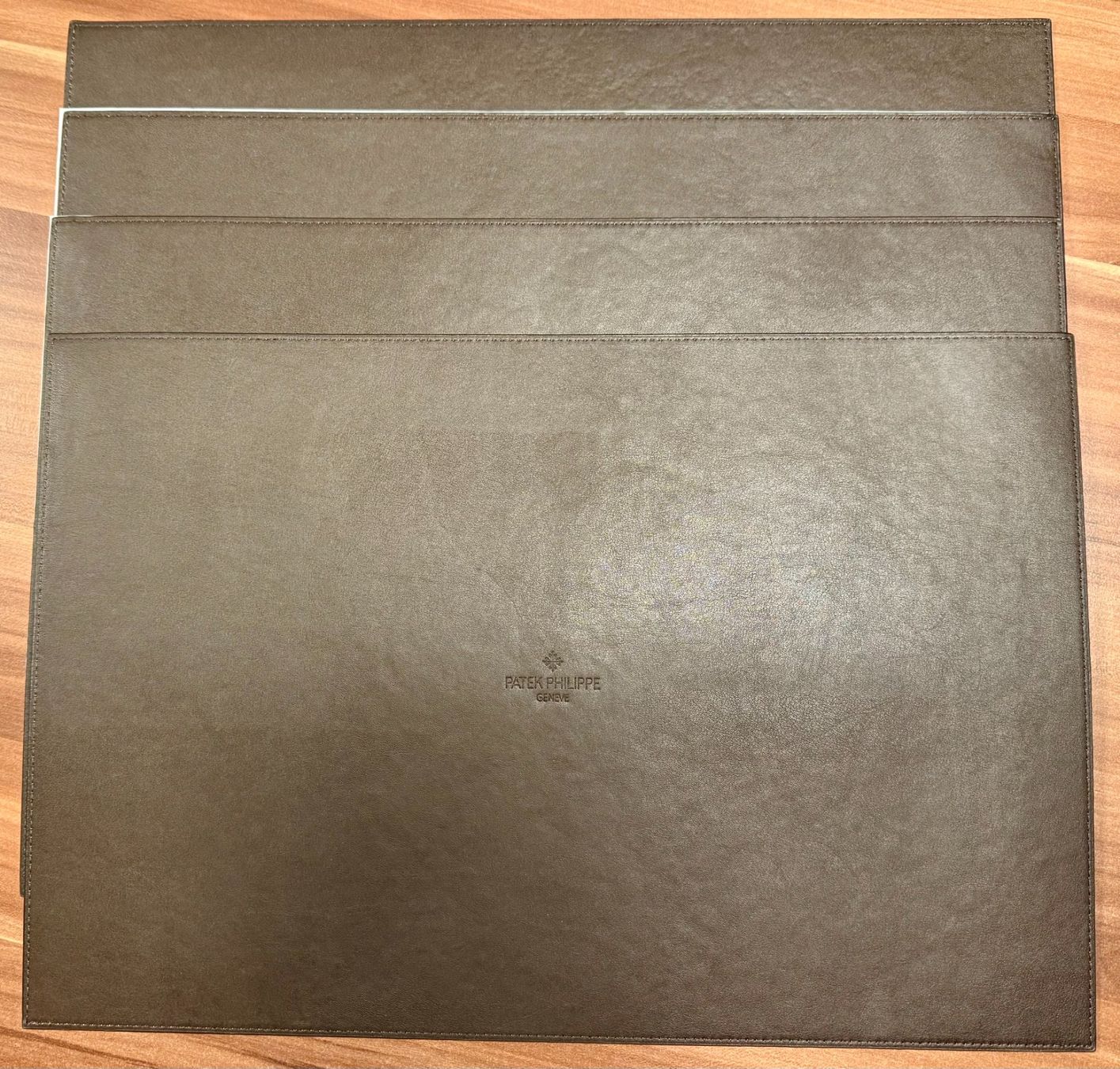 Koffer & Taschen: PATEK PHILIPPE Sous-main de bureau en cuir véritable – Neu und originalverpackt aus Genf von SALES2013SALES 4