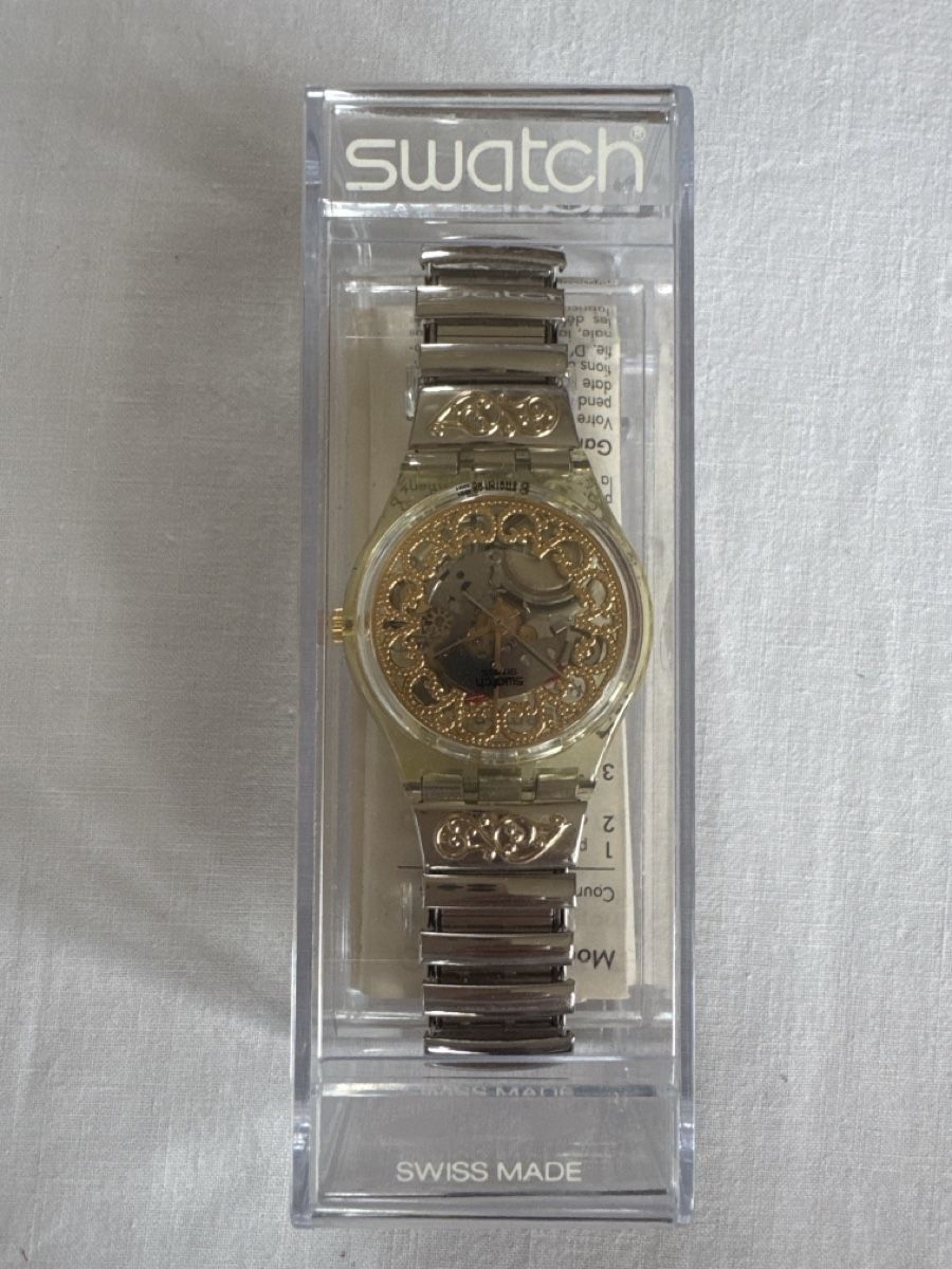 Swatch Uhren: Swatch Irony Damenuhr  – Neu und originalverpackt aus Unterentfelden von Loonah