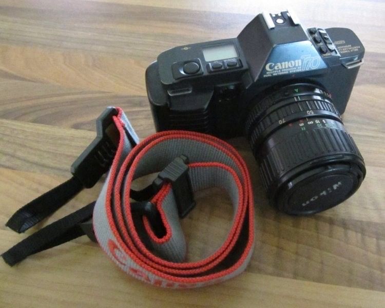 Nikon Kamera: Analoge Spiegelreflexkamera mit Objektiv – Gebraucht aus Trimbach von Ninusch 3
