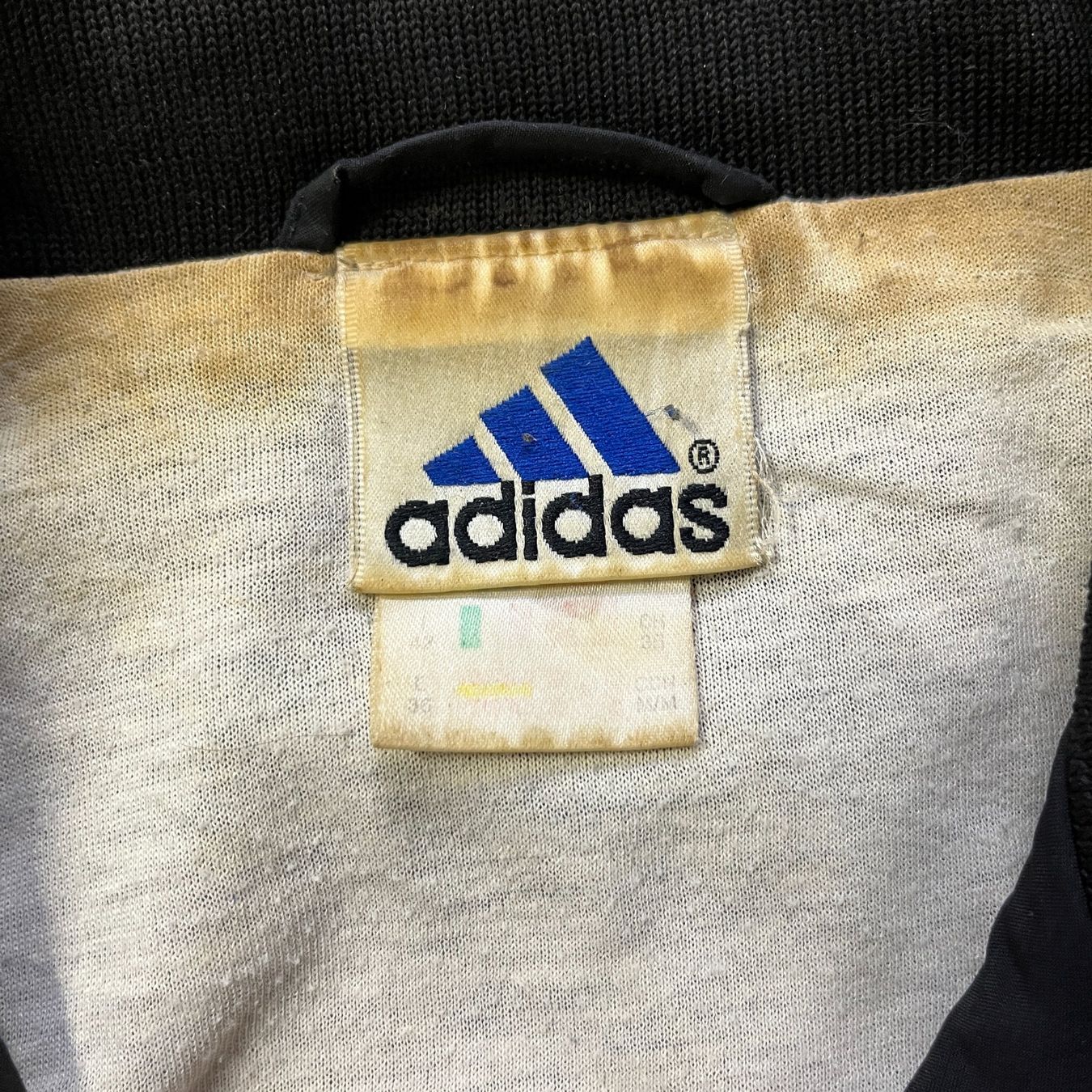 Adidas Giacche: Vintage Adidas Trackjacket (M) – Nuovo (secondo la descrizione) da Chamoson venduto da Sapoloshop 3