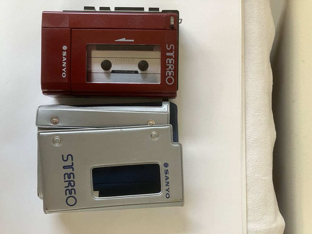 VINTAGE SANYO STEREO Cassette Player M-G55 Walkman AS IS Untested $65