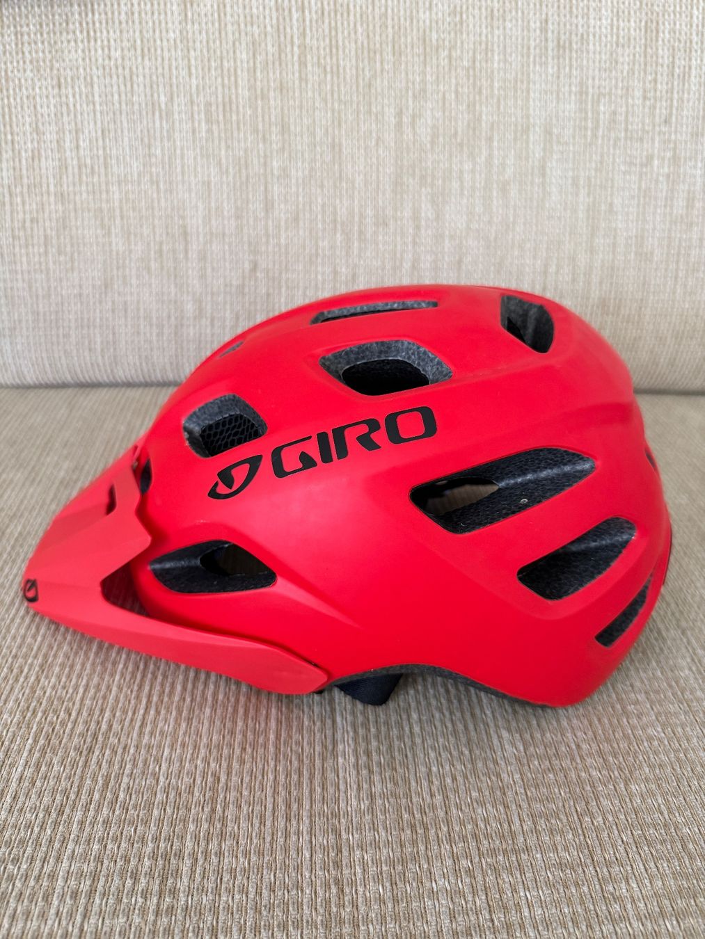 Giro Helme: Velohelm Giro Kind – Gebraucht aus Küsnacht ZH von nat_m97w 1