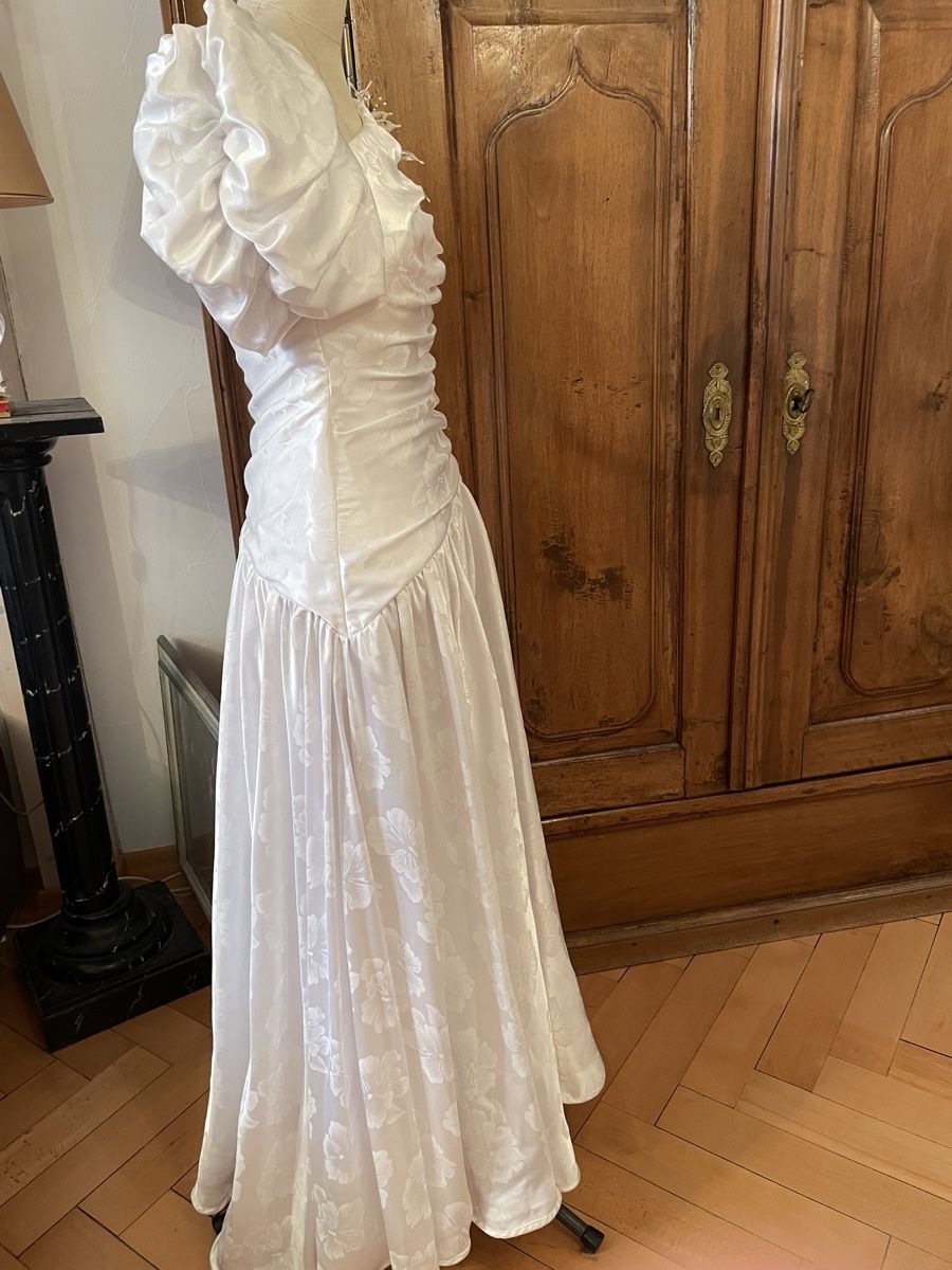 Costumi: Brautkleid Gr. 36- 38 – Usato da Wettingen venduto da PriskaZ05 4