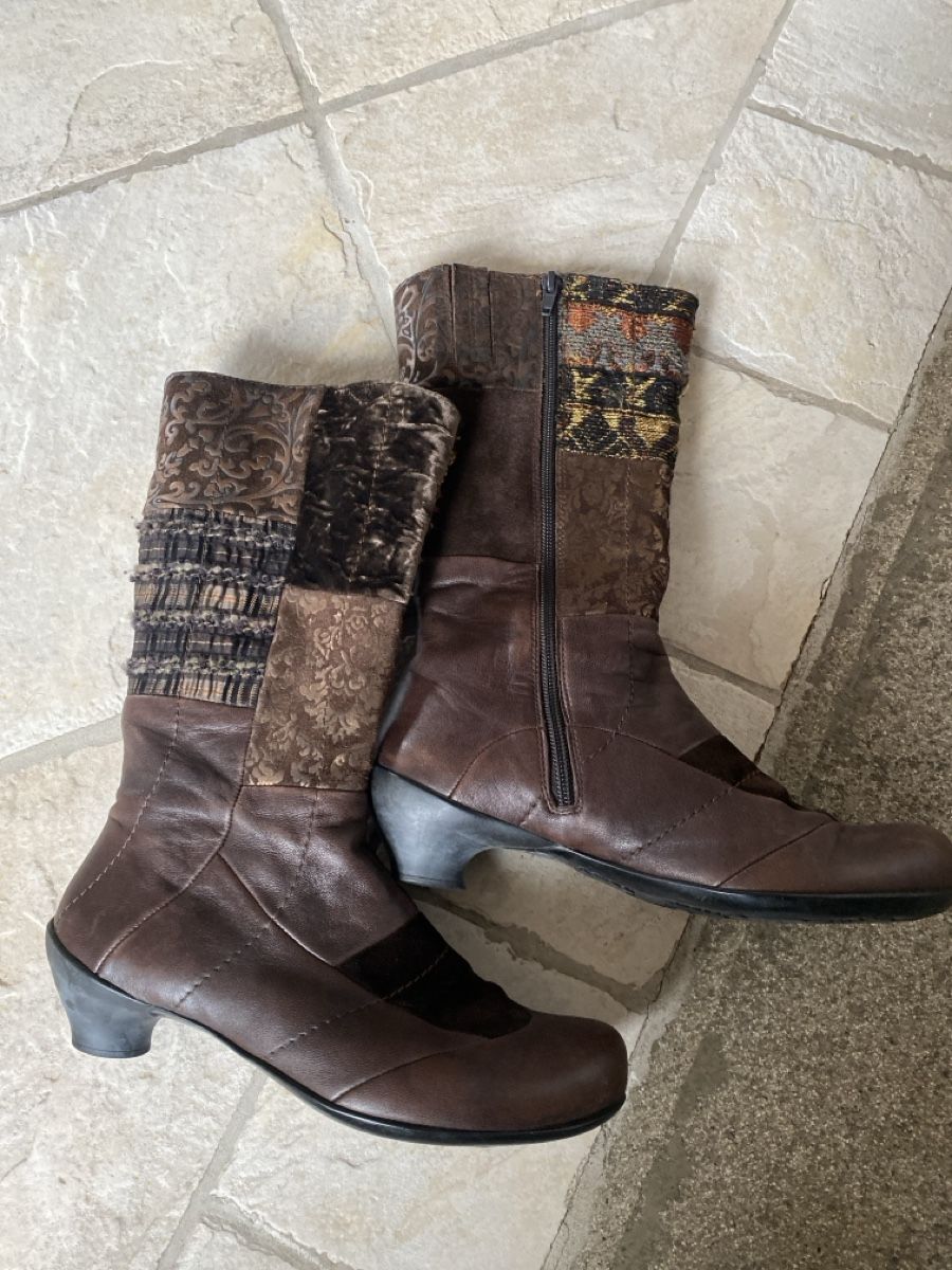 Think Scarpe da donna: Think bottes 37  – Usato da Neuchâtel venduto da malv