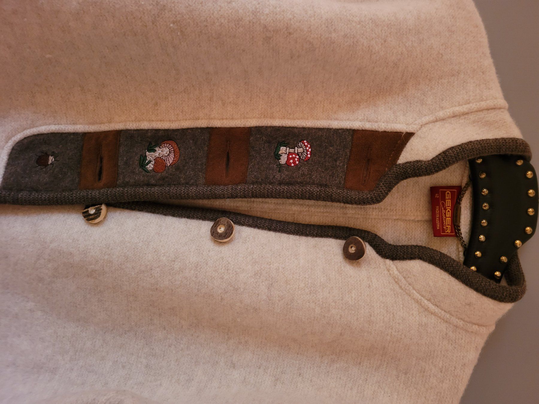 Jacken: Trachenjacke, Gr. 42, Geiger made in Austria – Gebraucht aus Niederwil SG von kaseopeia 1