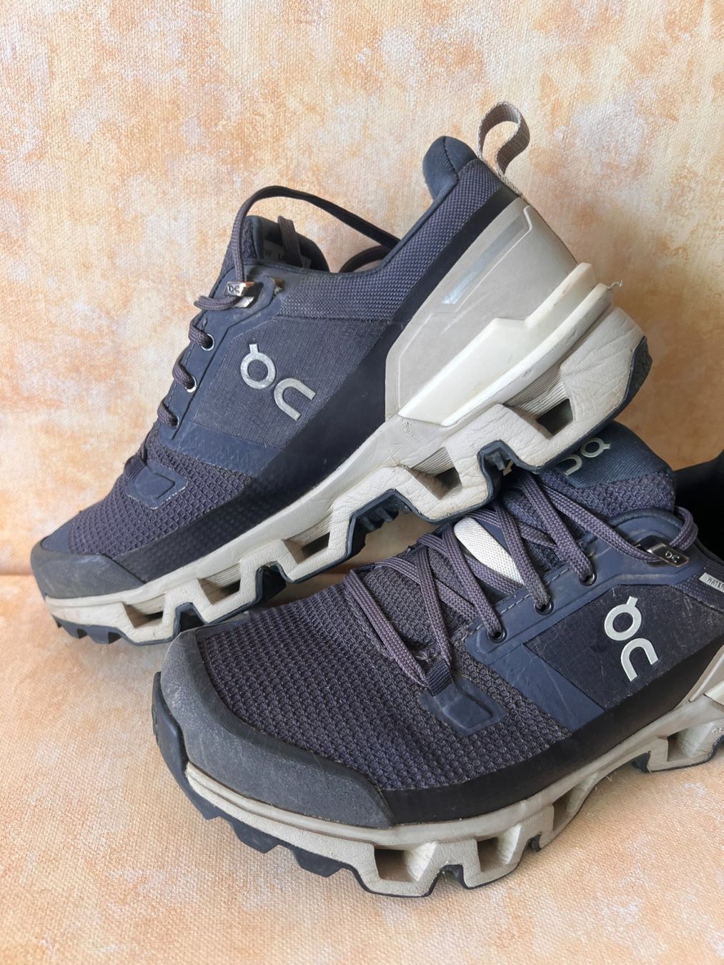 On Chaussures femmes: ON Wanderschue – D'occasion à Schwerzenbach par jel_k9pm 7