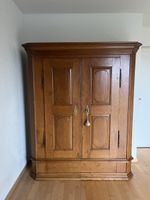 Antiker Schrank aus Birnbaumholz - top Zustand - Rarität