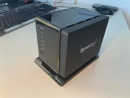 Synology NAS DS409slim (mit 4 500 GB Festplatten)