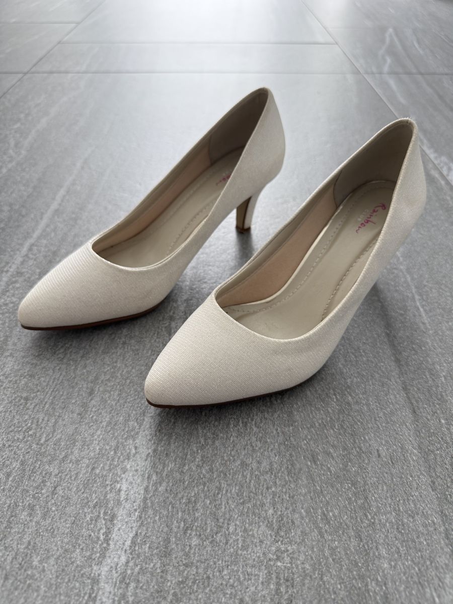 Rainbow Damenschuhe: Hochzeitsschuhe Marke Rainbow  – Gebraucht aus Müllheim Dorf von Lyly04