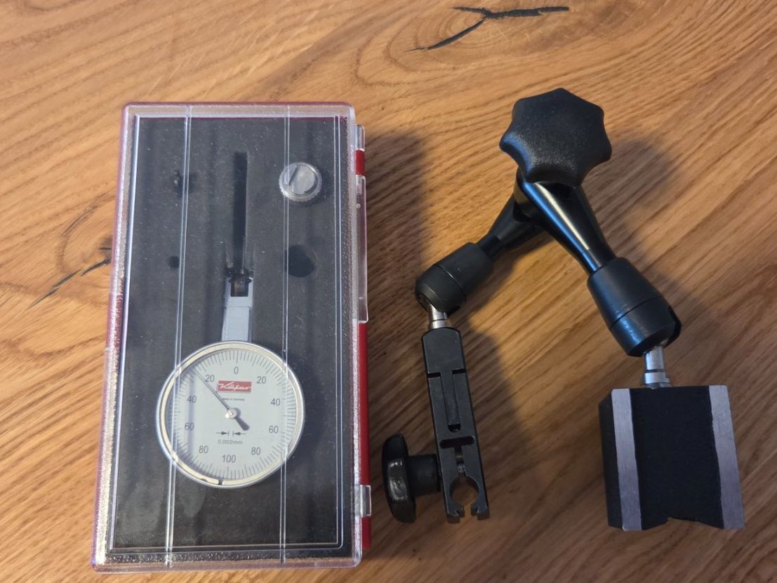 Misurare: Messstativ Messuhrenhalter mit Magnetfuss und Bubitaster – Usato da St. Margrethen SG venduto da Robo069 1