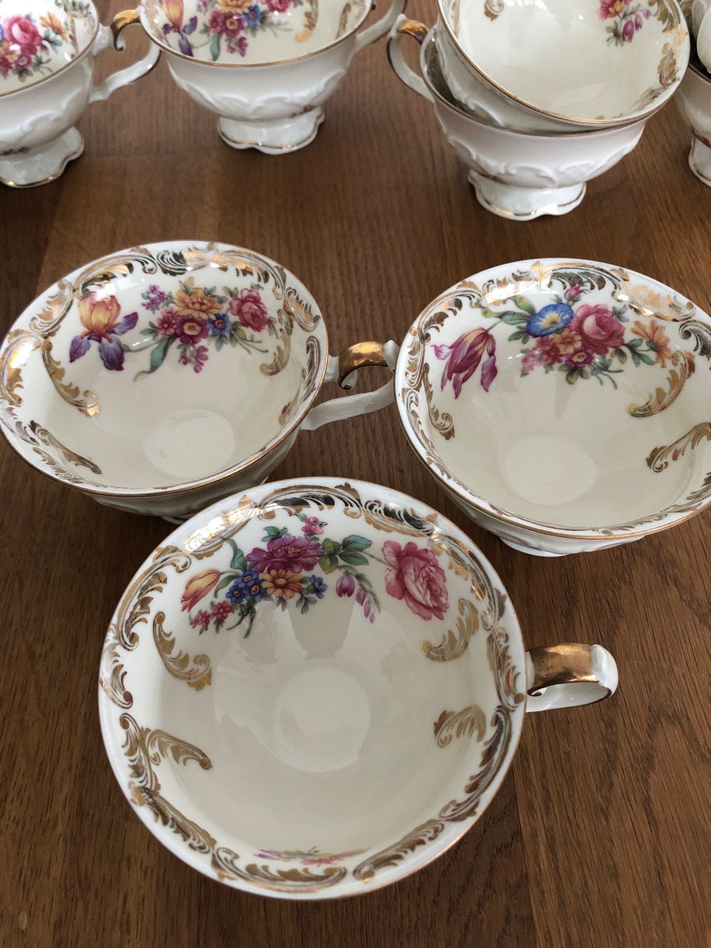Seltmann Set di piatti: Antikes Teeservice _ 34-teilig – Usato da Gunzwil venduto da feel_good 2