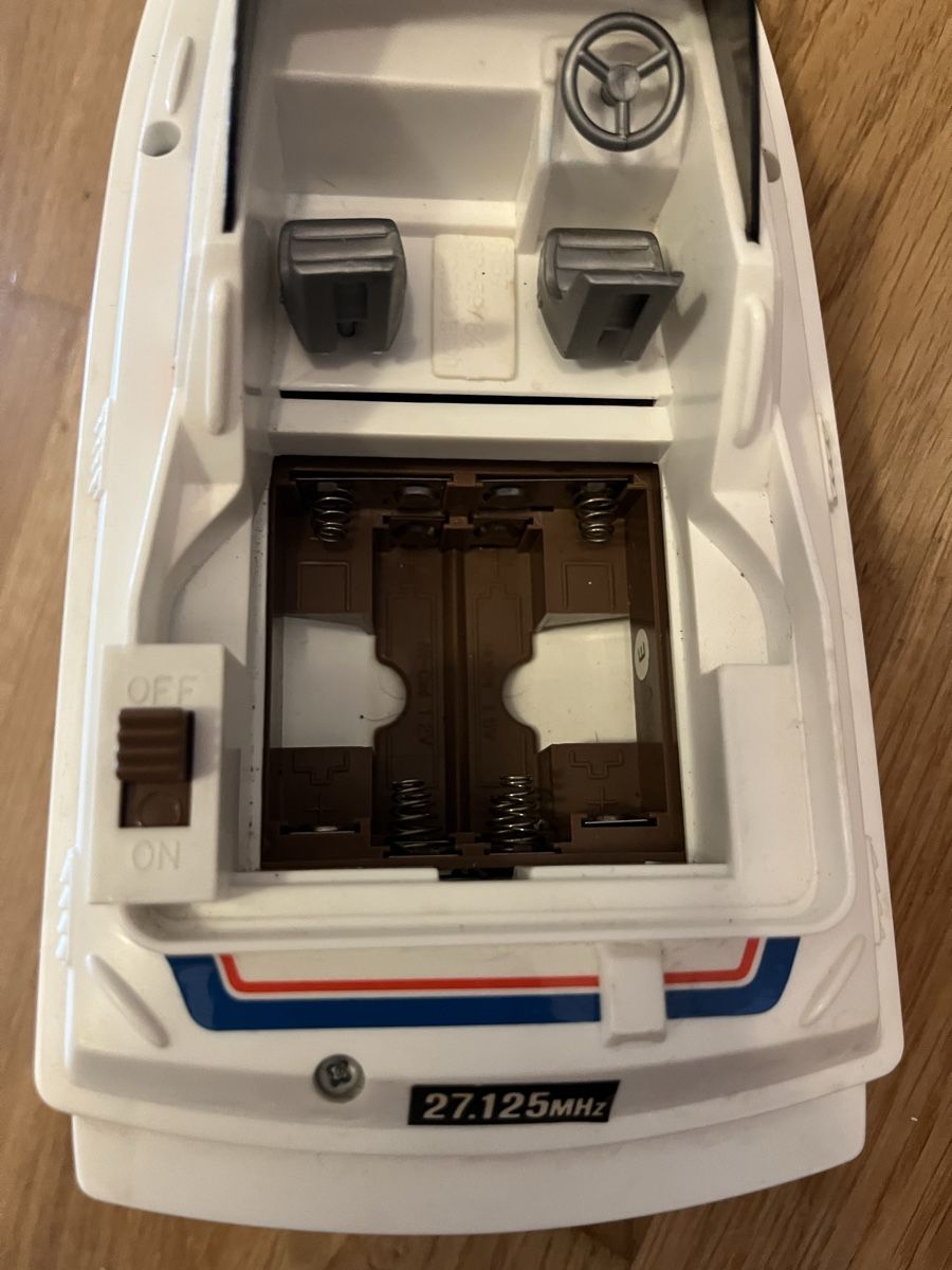 Nikko Modellismo RC: NIKKO Speedy Vintage RC Boot – Difettoso da Bern venduto da hispano74 7