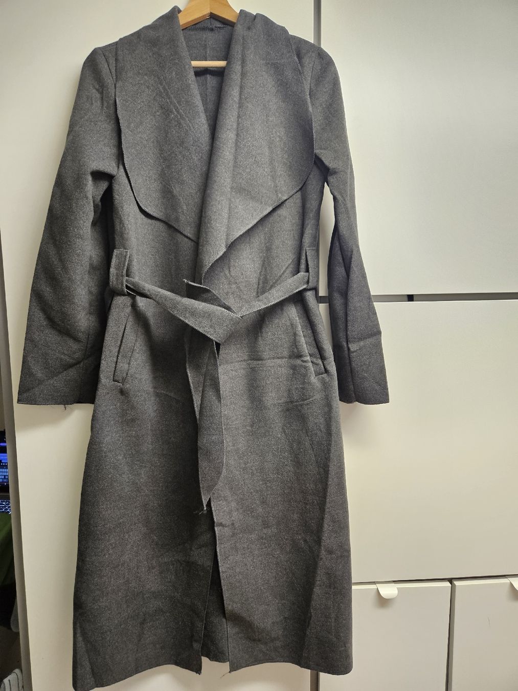 Cappotti: Eleganter Damen Wollmantel – Nuovo (secondo la descrizione) da Langnau am Albis venduto da Alci68