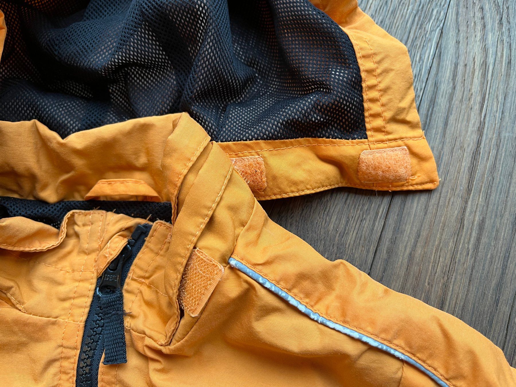 H&M Giacche & Cappotti: Jacke mit Kapuze abnehmbar, Gr. 98, orange – Usato da Affoltern am Albis venduto da Blackrhythm 1
