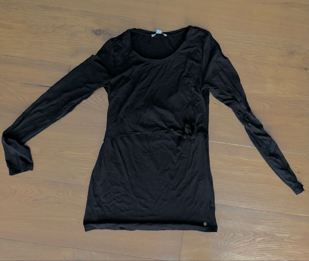 T-shirt: Umstands-Shirt Gr. M – Usato da Waltenschwil venduto da tschutschgi