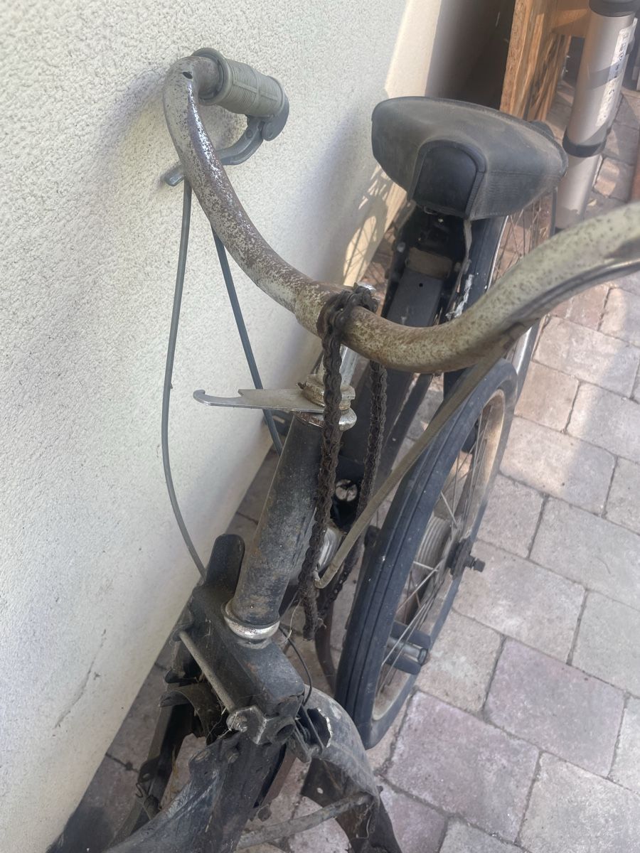 Solex Cyclomoteurs: Solex – Défectueux à Châtel-St-Denis par .-Alex-. 1