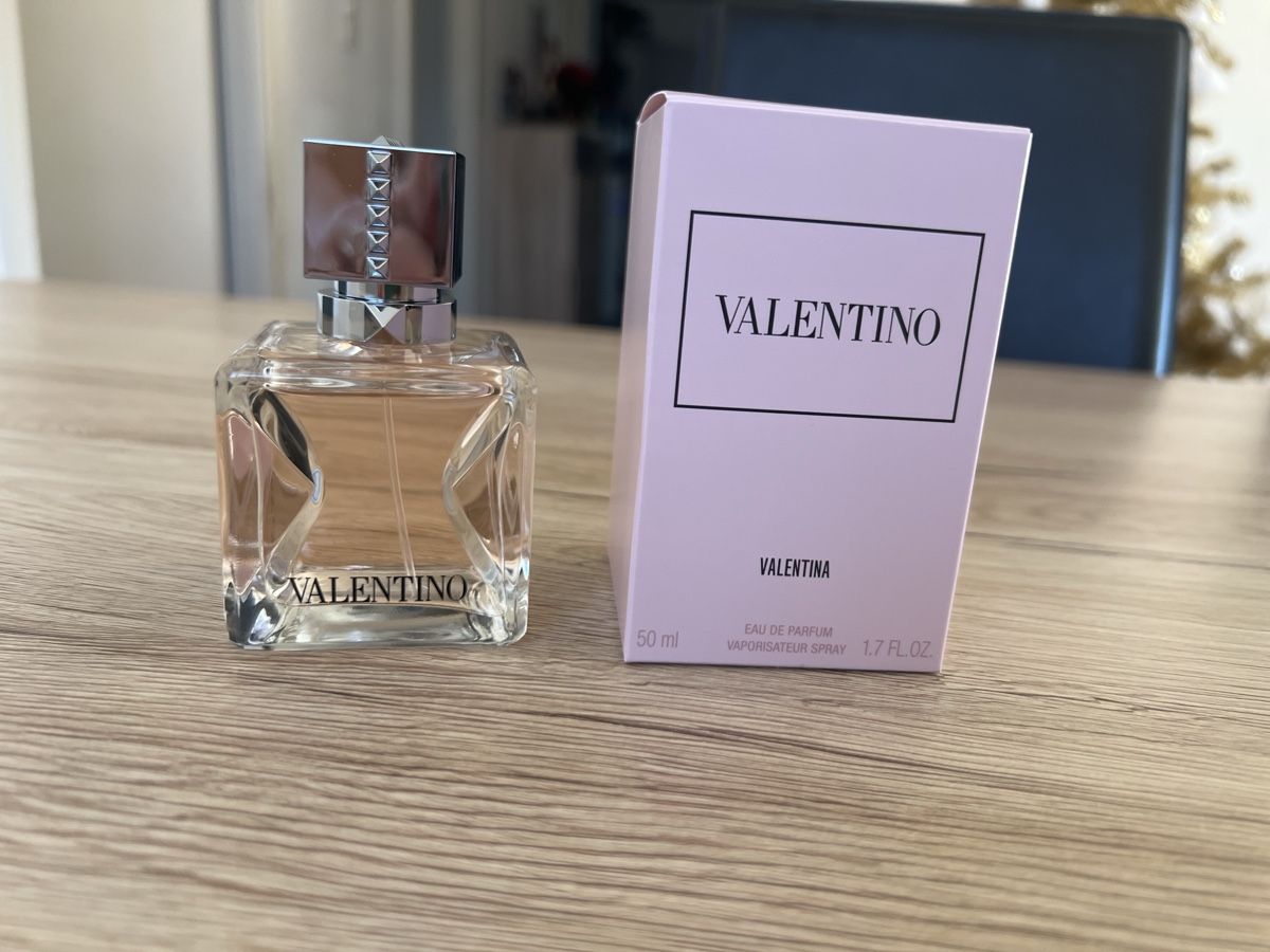 Valentino Profumi & Eau de Toilette: Parfum Valentina de Valentino 50ml – Nuovo (secondo la descrizione) da La Chaux-de-Fonds venduto da GabrielaKlein