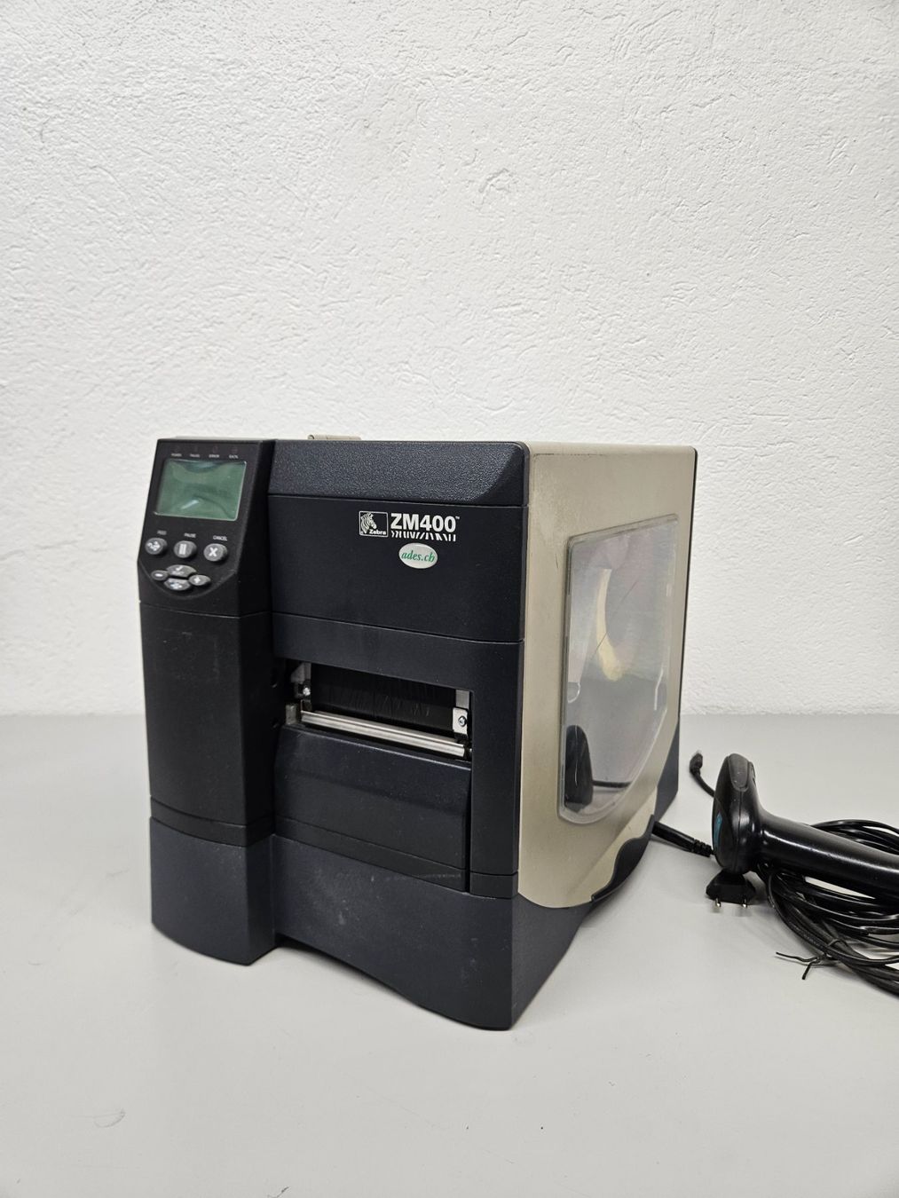 Zebra Stampanti: ZEBRA - Profi Etikettendrucker, Label Printer ZM400 – Nuovo e nell'imballaggio originale da Mellingen venduto da Mech-Service
