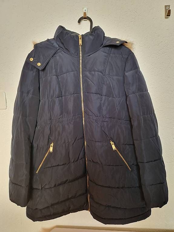 H&M Giacche: Schwangerschafts-Winterjacke – Usato da Stalden (Sarnen) venduto da Xaendi4 2