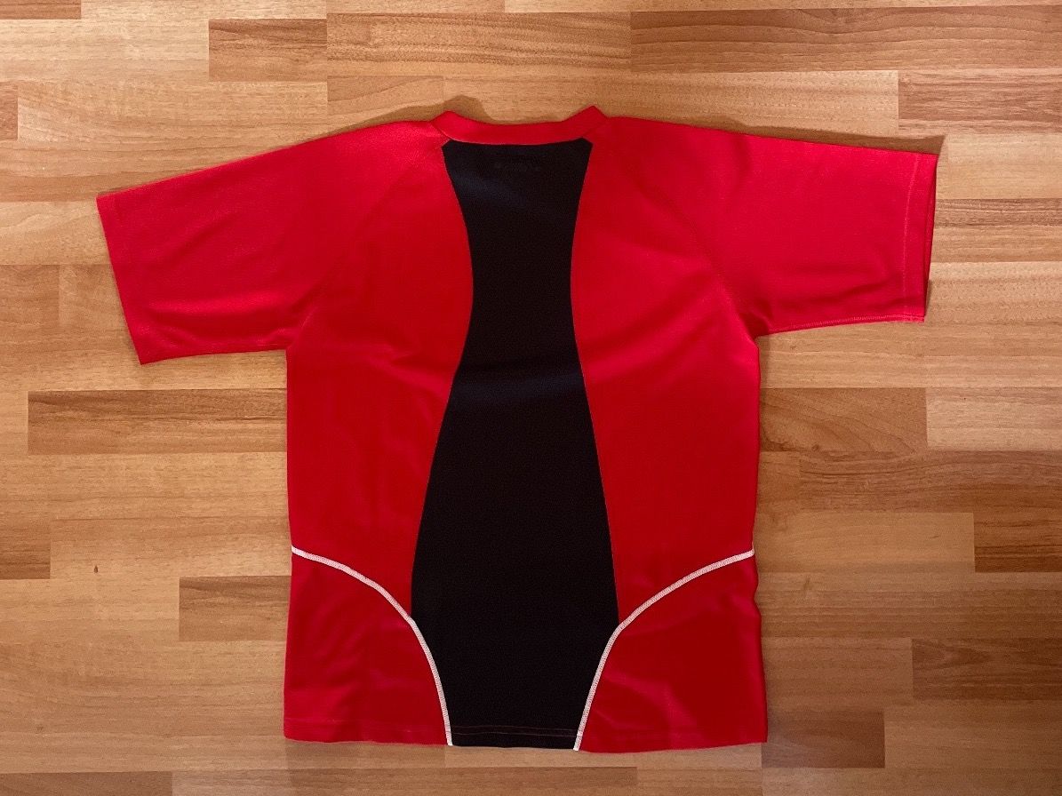 Asics T-Shirts: Sport T-Shirt Asics S – Gebraucht aus St.Gallen von maierm01 2