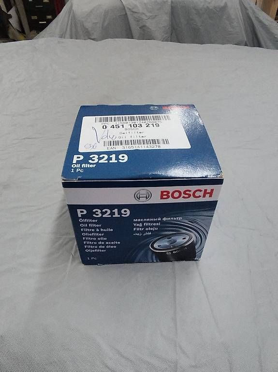 Tutti pezzi di ricambio auto: Bosch Ölfilter Volvo 850 20V – Usato da Fläsch venduto da a98.flav