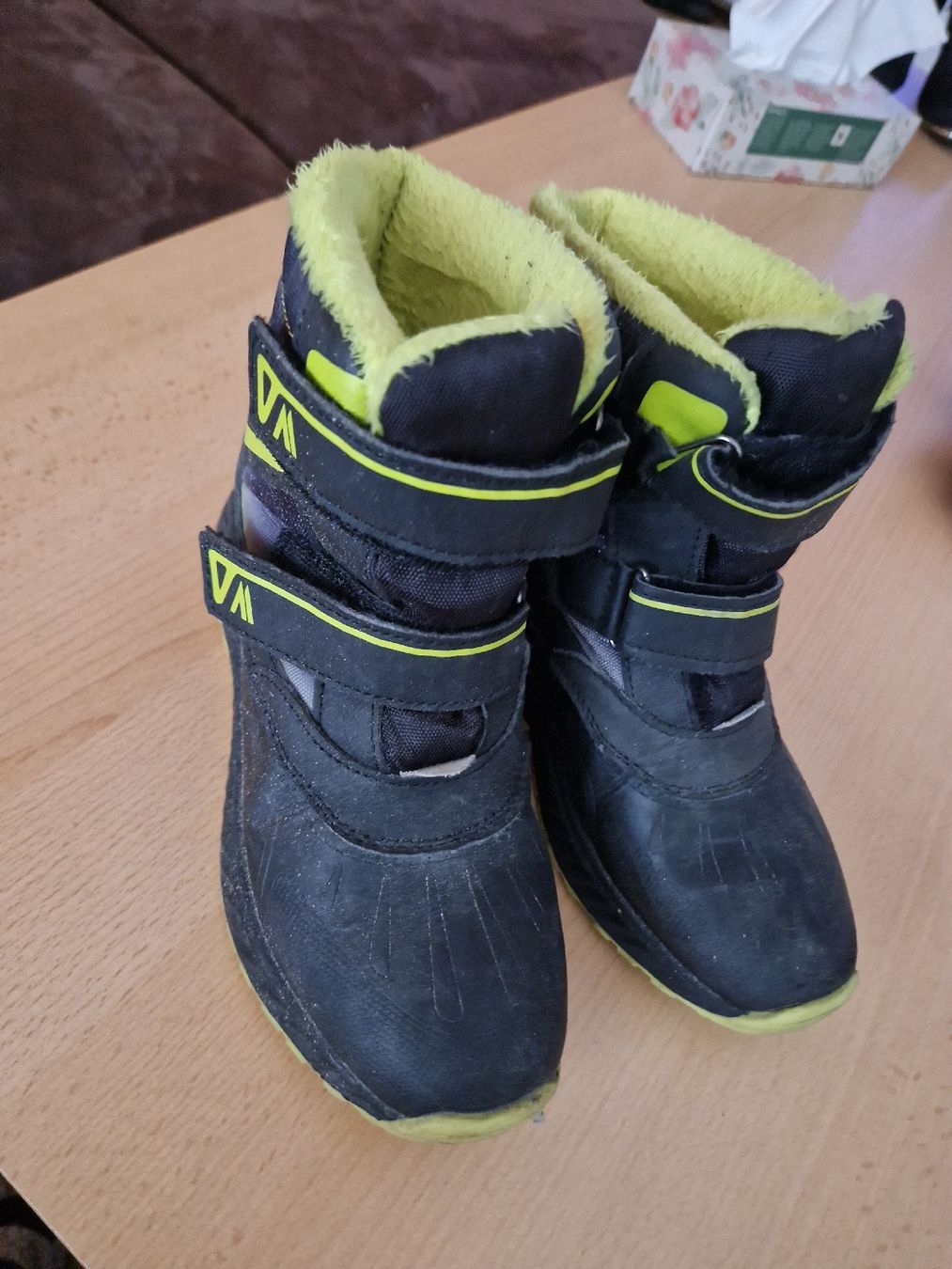 Scarpe per ragazzi: scarponcini – Usato da Giornico venduto da Vale_leo86