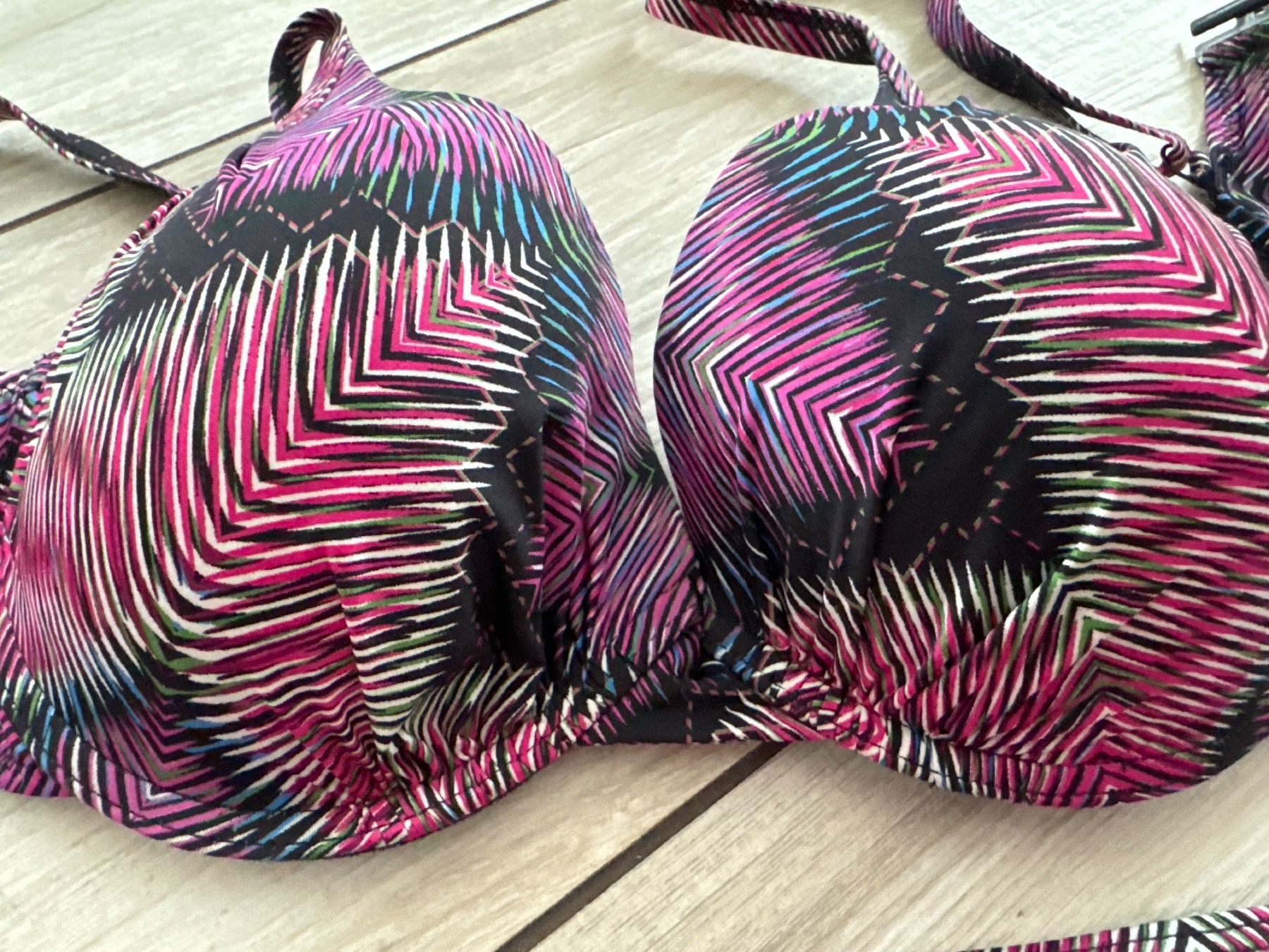 Beldona Badekleider & Bikinis: Beldona Bikini 40 D – Gebraucht aus Gelterkinden von  5