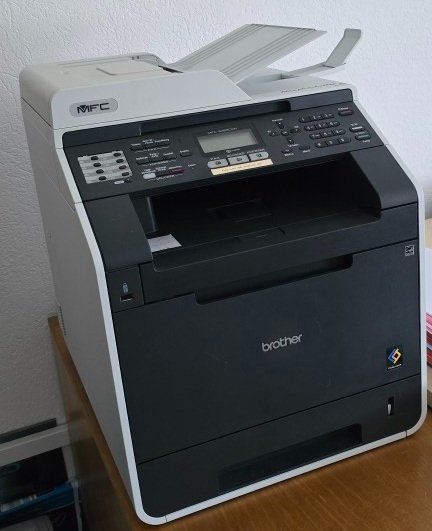 Brother Stampanti: Brother MFC-9465CDN Highspeed All-in-One Duplex-Farbdrucker – Usato da Holziken venduto da Darkonori 1