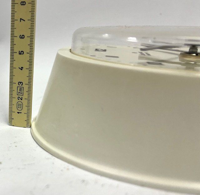 Junghans Orologi da terra & Orologi da parete: runde Wanduhr beige von Junghans – Usato da Zürich venduto da gigimai67 4