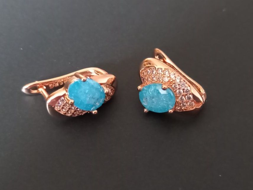 Boucles d'oreille: Vergoldet Ohrringe, mit Klappverschluss – D'occasion à St-Prex par big_c6bb