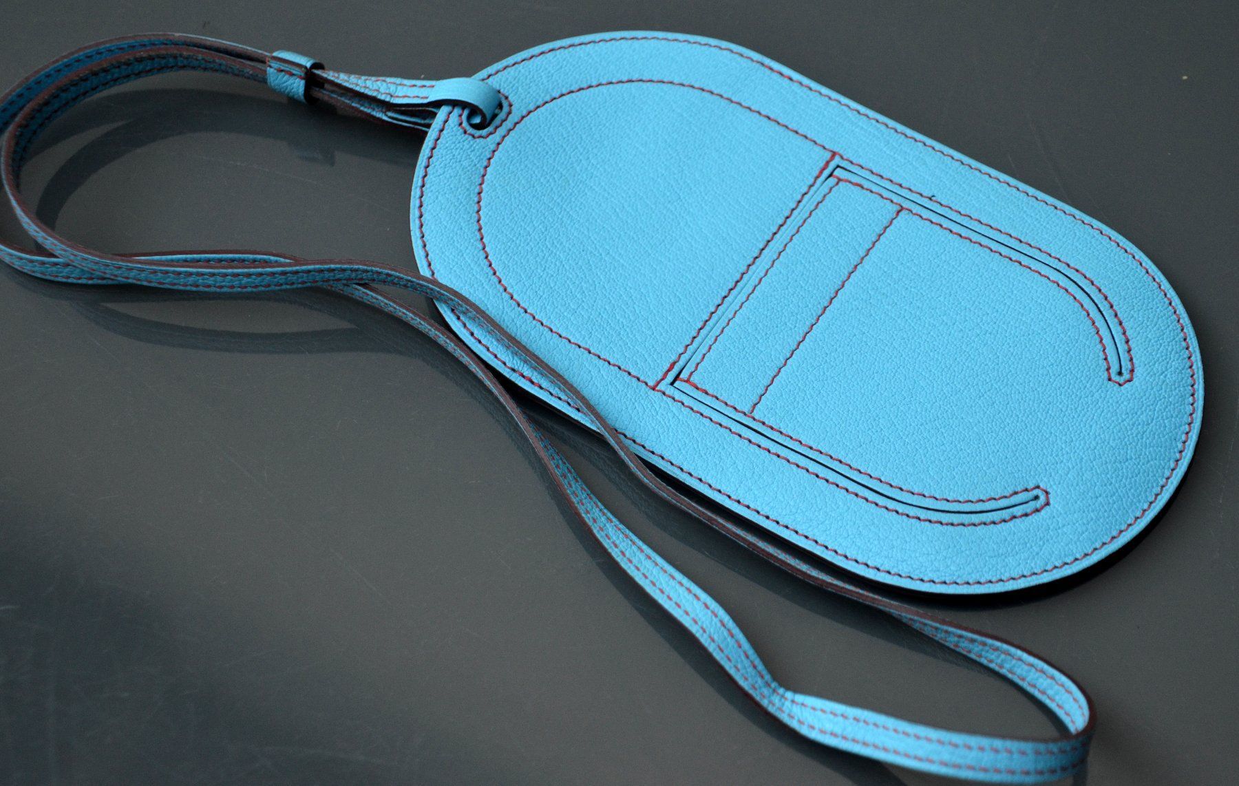 Hermès Borse: Hermès In-the-Loop Phone To Go phone case – Usato da Collonges venduto da Auganien 6