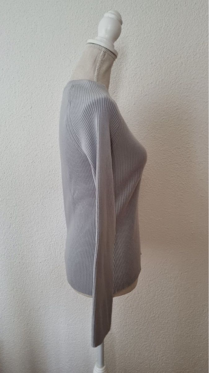 Maglioni & Felpe: Hochwertiger Pullover von der Marke ODEEH, Gr. 40 – Nuovo (secondo la descrizione) da Zuchwil venduto da Arche0 2