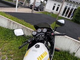 Yamaha XJ600