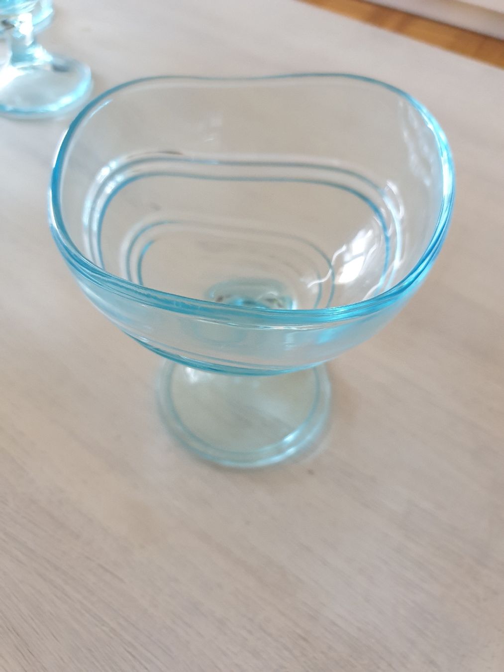 Bicchieri: Lot 10 coupes à dessert – Usato da Vauderens venduto da sylvieswiss 1