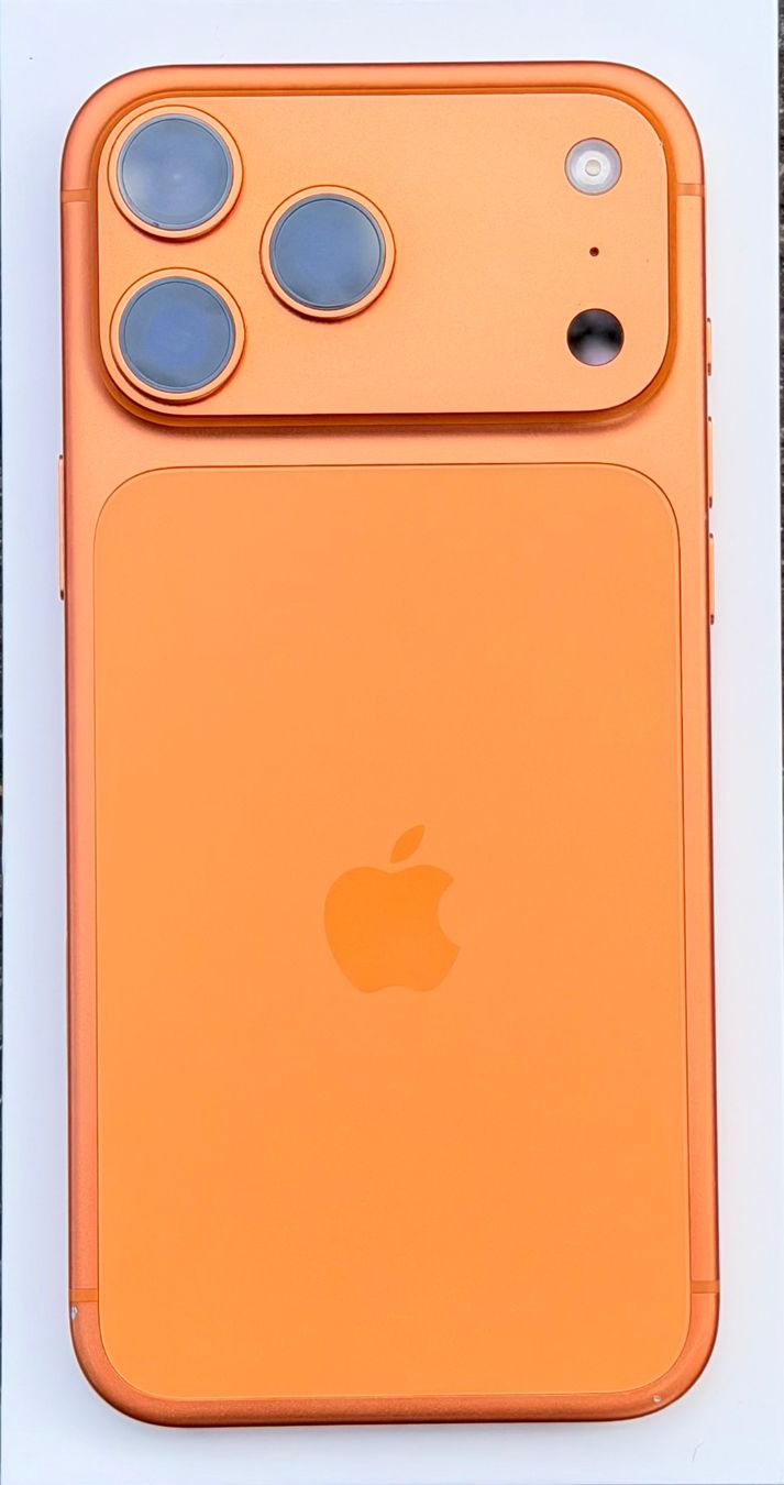 Apple Portables: iPhone 17 Pro Max, inkl. Apple Care+ – Neuf avec emballage d'origine à Muttenz par Johnny_Wishbone69 1