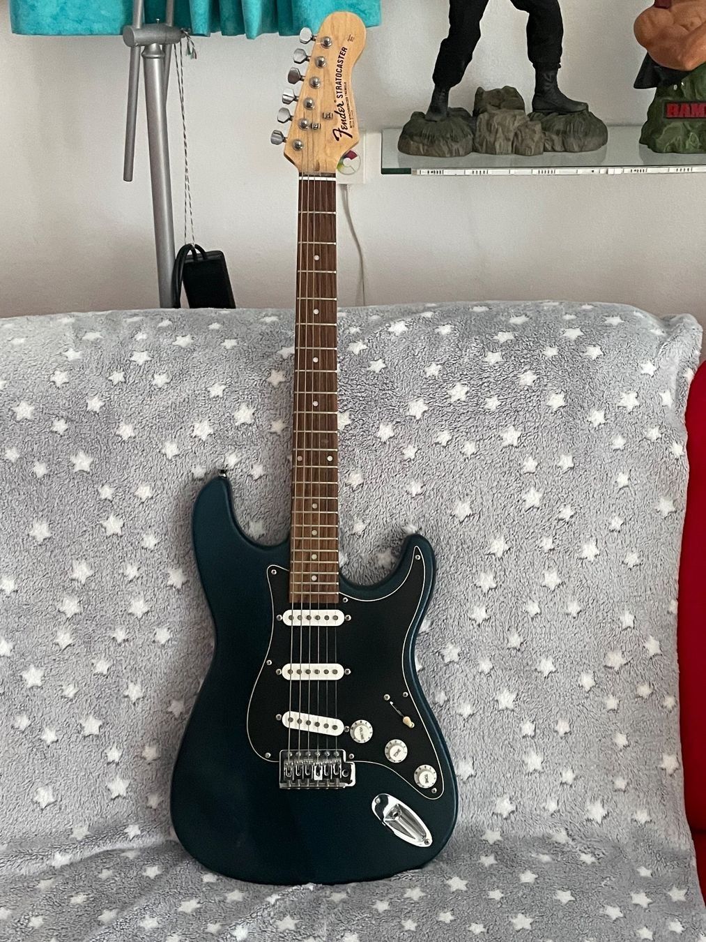 Strumenti musicali: Stratocaster Gitarre Marke nicht bekannt – Usato da St. Gallen venduto da Fruehlings_Putz