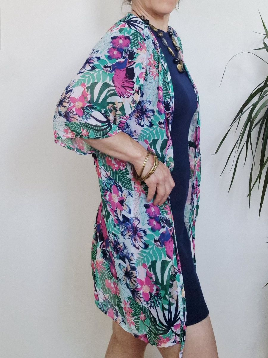 Costumi da bagno & Bikini: Damen Bademode Bluse Jacke "Tropical" S - Leicht transparent – Usato da Hallau venduto da CHACLA