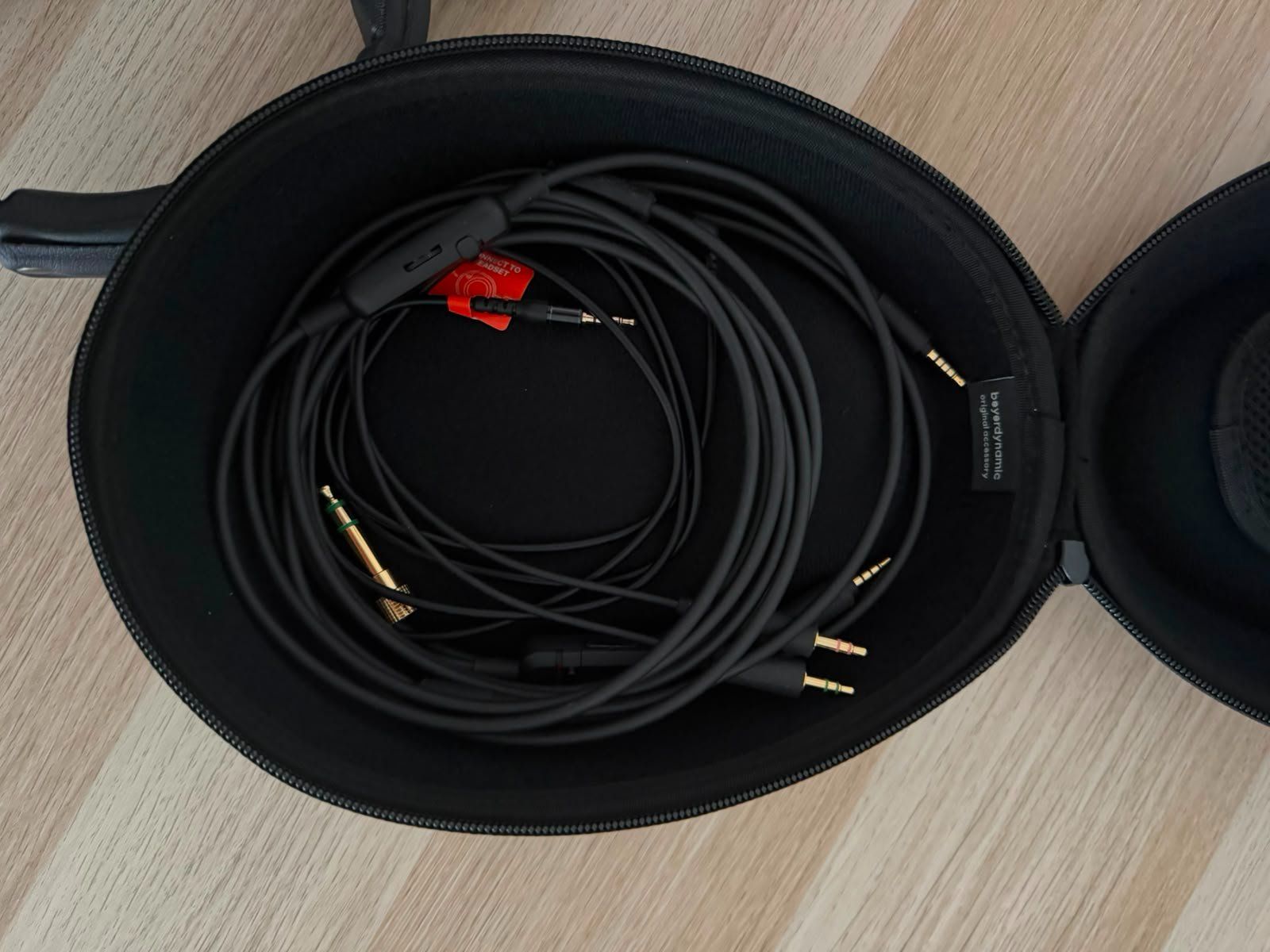 Beyerdynamic Kopfhörer: Beyerdynamic MMX 330 PRO Gaming-Headset + Case – Gebraucht aus Brittnau von boe_rbb5 4