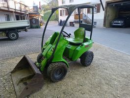 Kompaktlader/Hoflader Avant 218