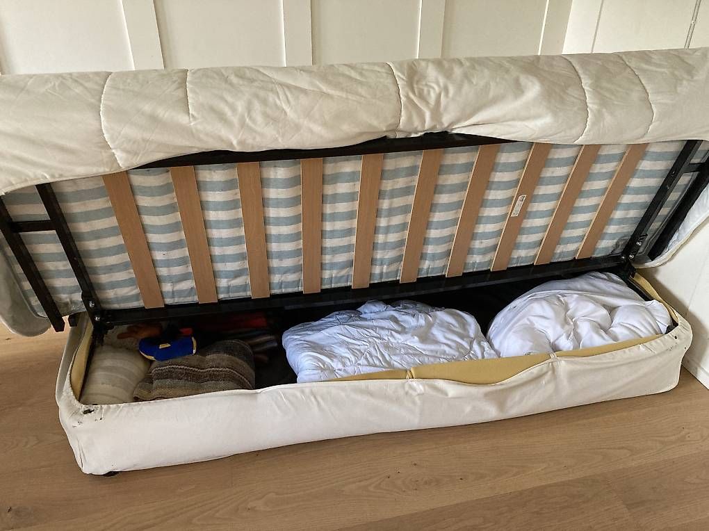 Divani: Bett & Couch – Usato da Bolligen venduto da abara1 4