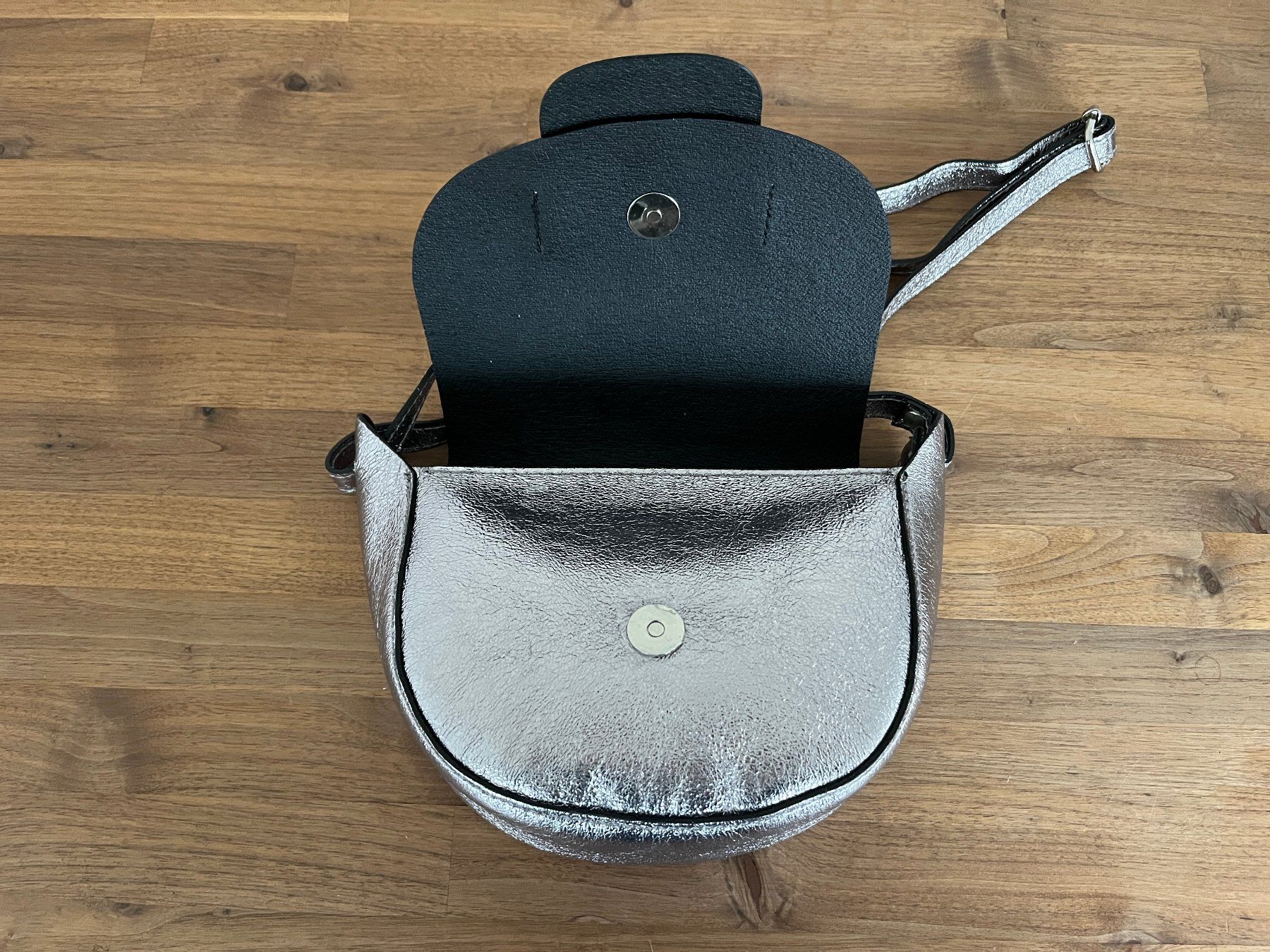 Borse da donna: Collezione alessandro: Abendtasche aus Leder – Nuovo (secondo la descrizione) da Altenrhein venduto da kli_7pwl 1