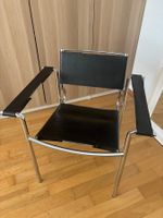 Ledersessel im Bauhausstil