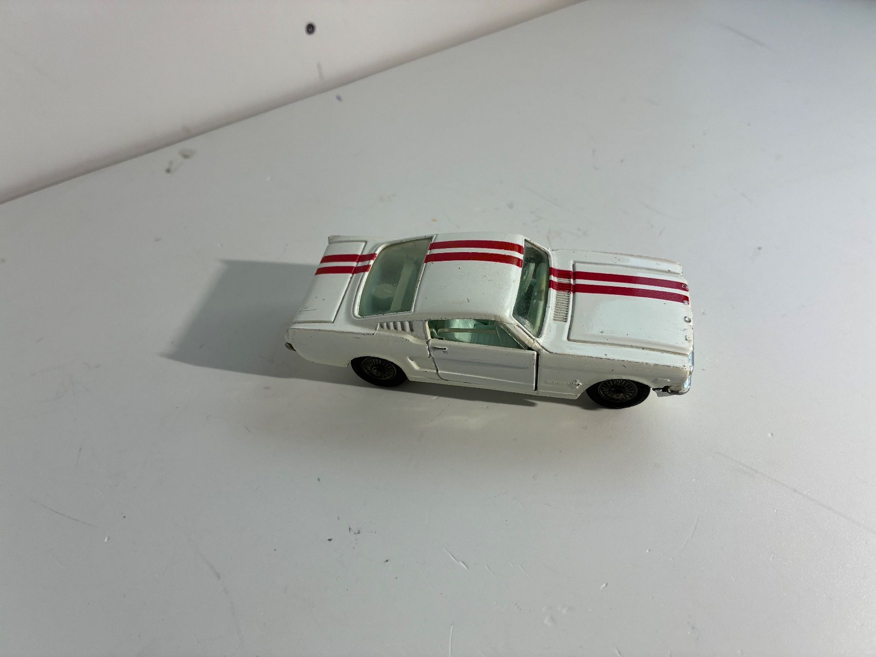 Corgi Toys Modellautos: Corgi Mustang – Gebraucht aus Gümmenen von Supererland 7