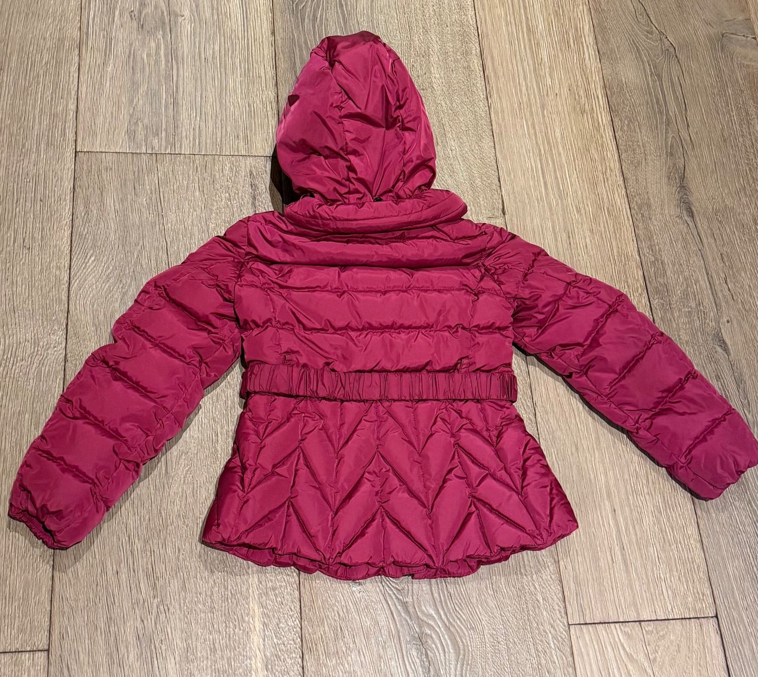 Moncler Giacche & Cappotti: Moncler hooded down jacket, 8j(130) – Usato da Conches venduto da edely83 1