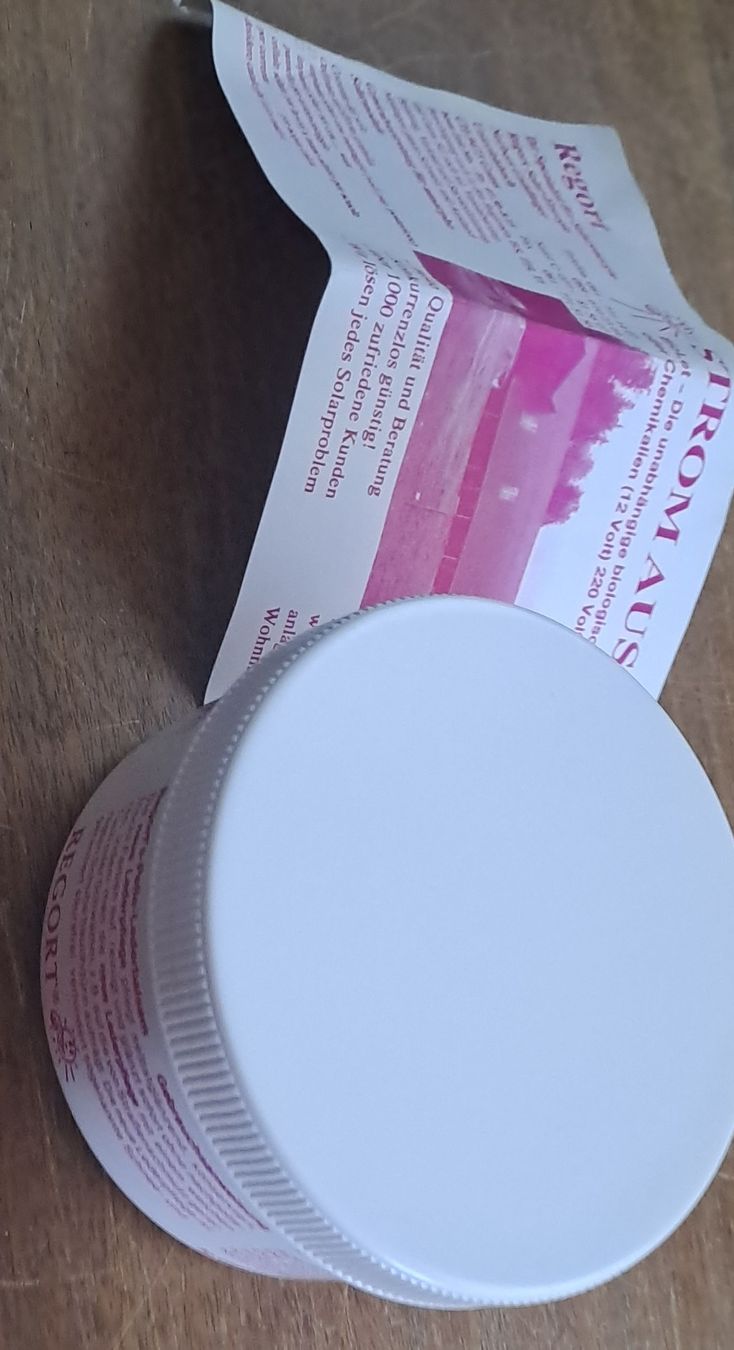 Bücher: Creme mit Anwendungsmethode neu – Neu und originalverpackt aus Zürich von Schoebi19