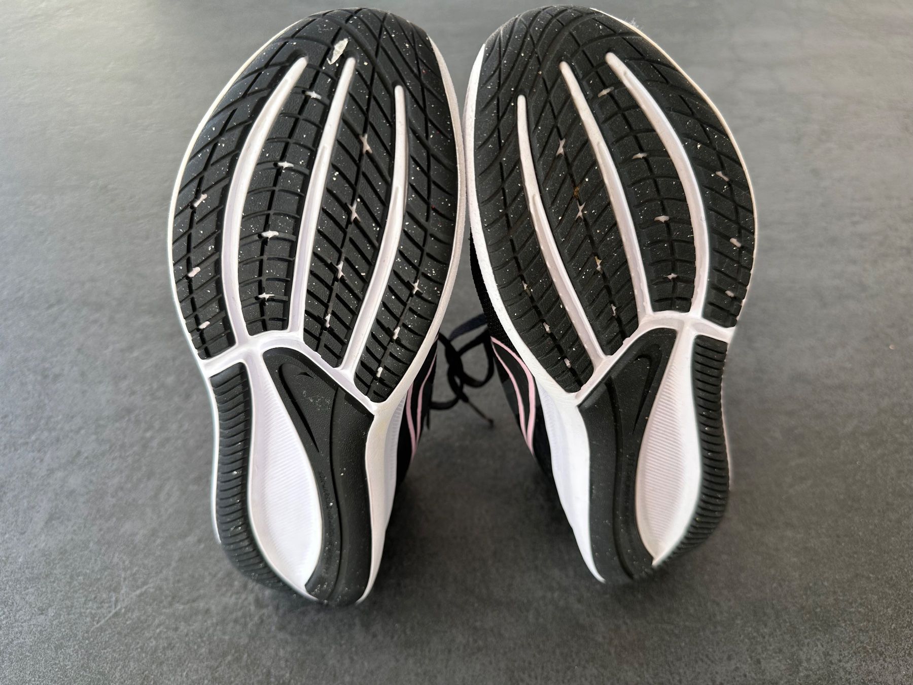 Nike Chaussures filles: Nike Star Runner 3 Gr. 38 – D'occasion à Arboldswil par schlulu 4