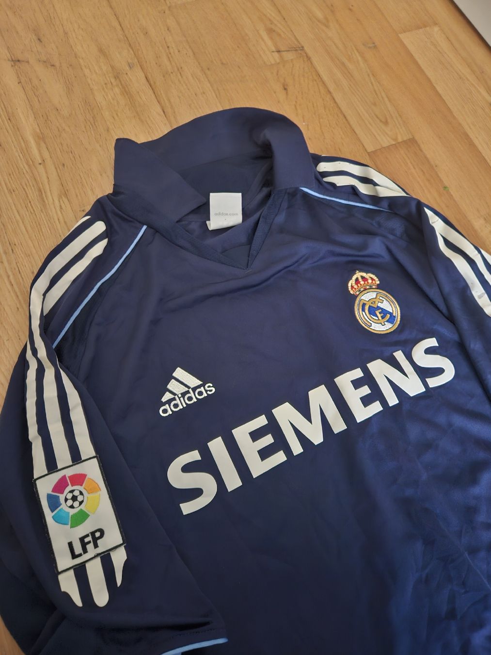 Real Madrid Canottiere & Pantaloni: Adidas Real Madrid Trikot Gr.L – Usato da Emmenbrücke venduto da TopGato 1