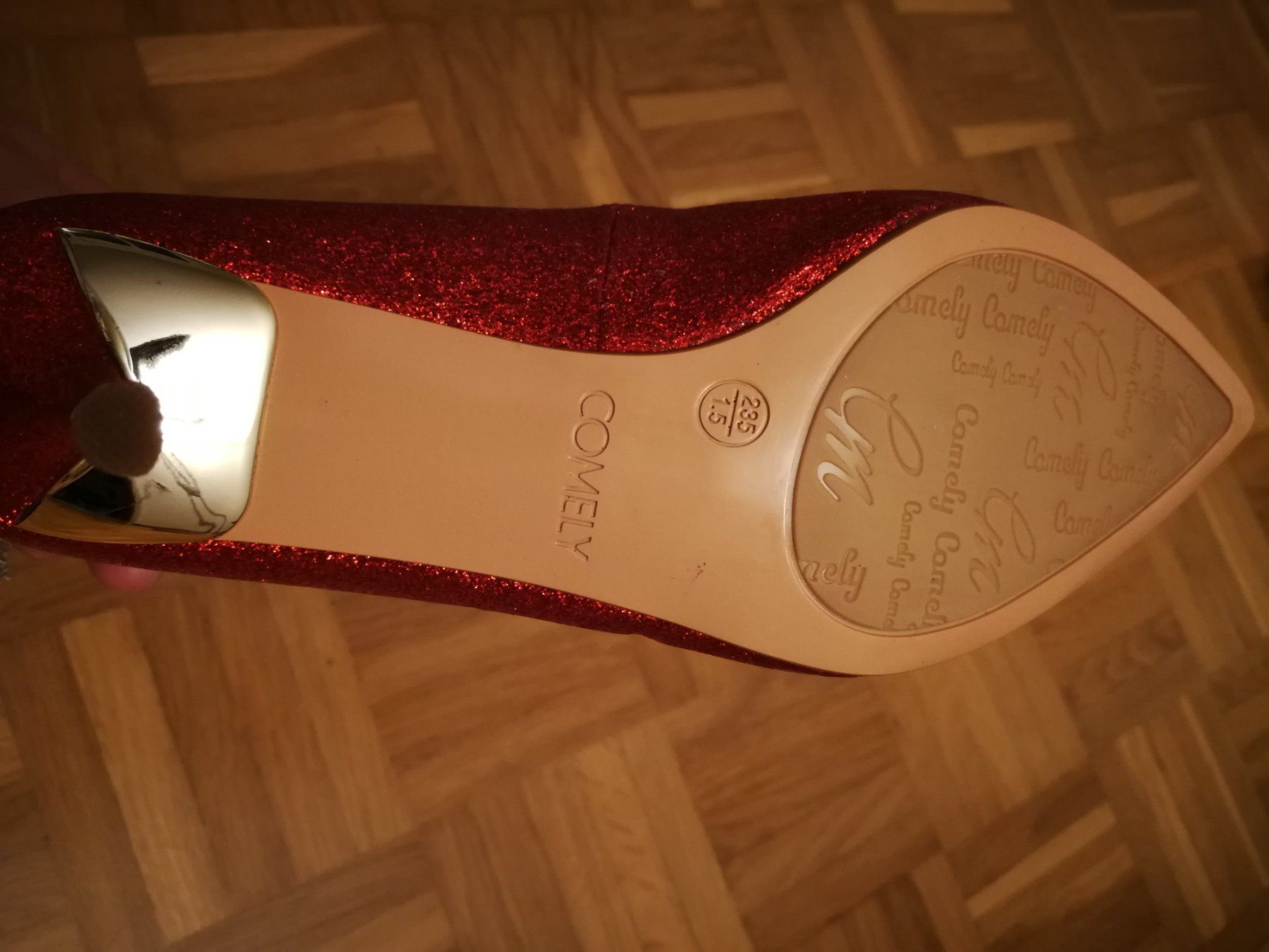 Scarpe da donna: Damenschuhe für Event, rot, Gr. 37 – Usato da Uetikon am See venduto da sahra777 4