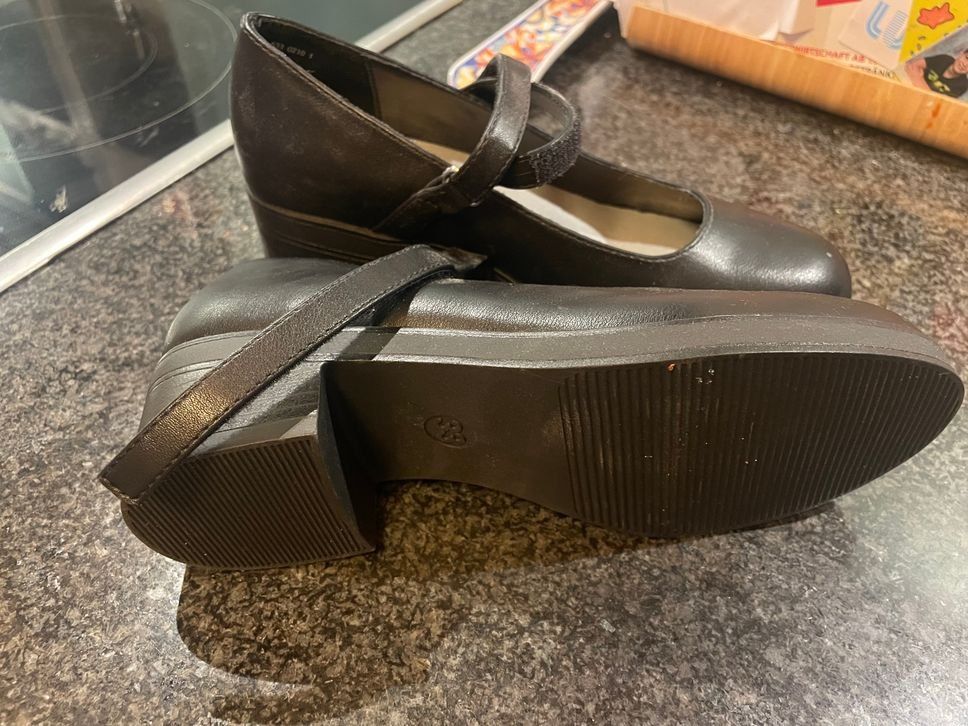 Schuhe für Mädchen: Mädchen Elegante Schuhe schwarz 33 NEU – Neu und originalverpackt aus Bergdietikon von antovale 2